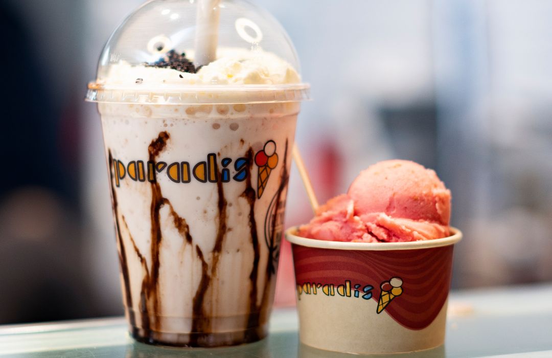 Frisklavet is og milkshake fra Paradis Is på Amager 